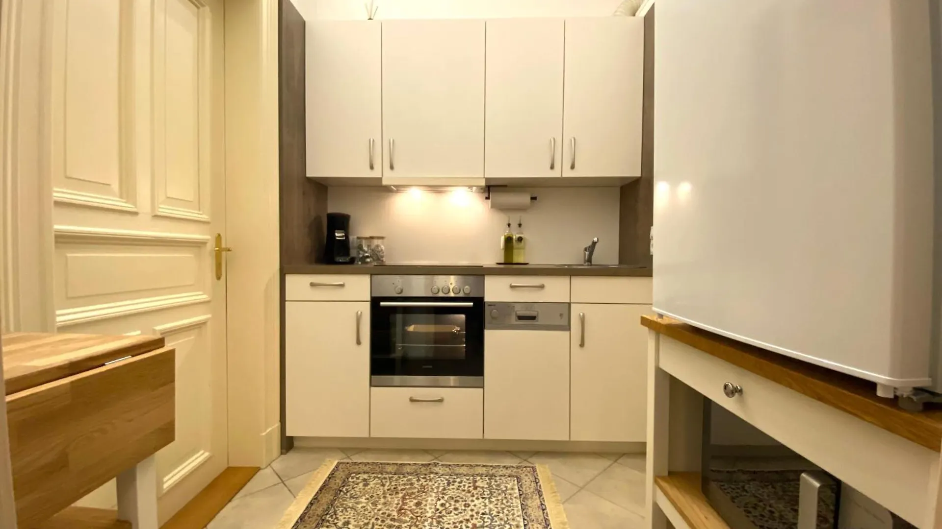 Superhosts King-Bett - Zentrum - Parkplatz - Netflix Бремен